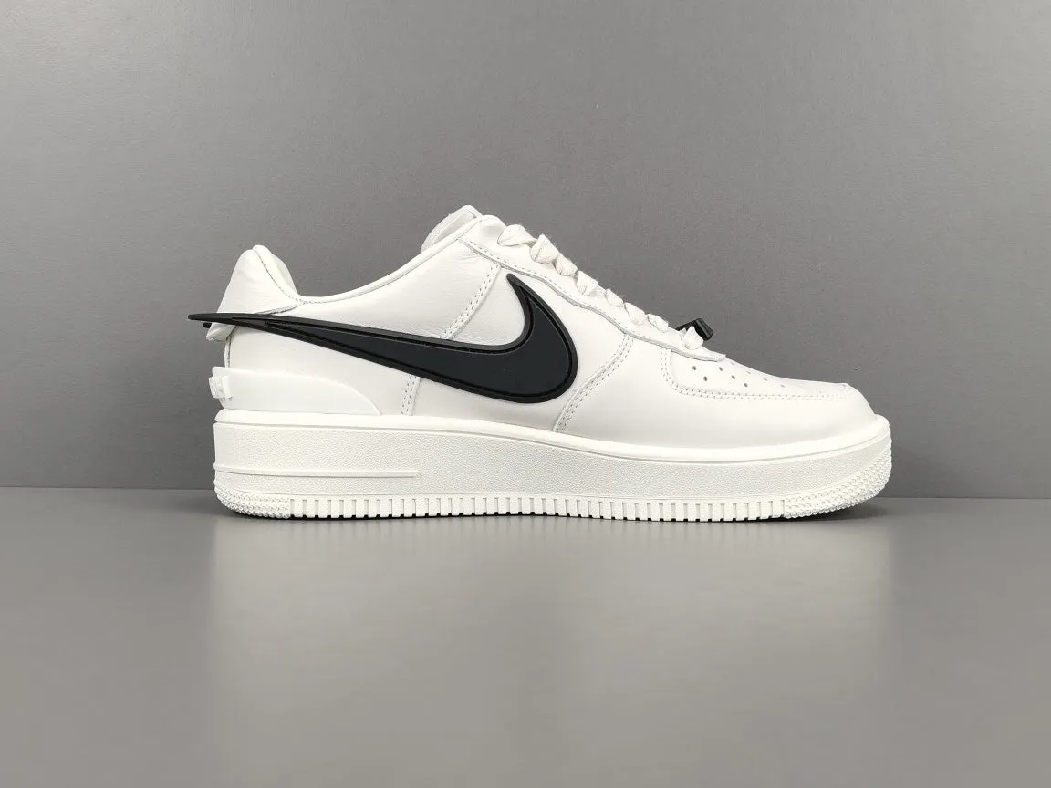 NIKE AIR FORCE 1 x AMBUSH PHANTOM